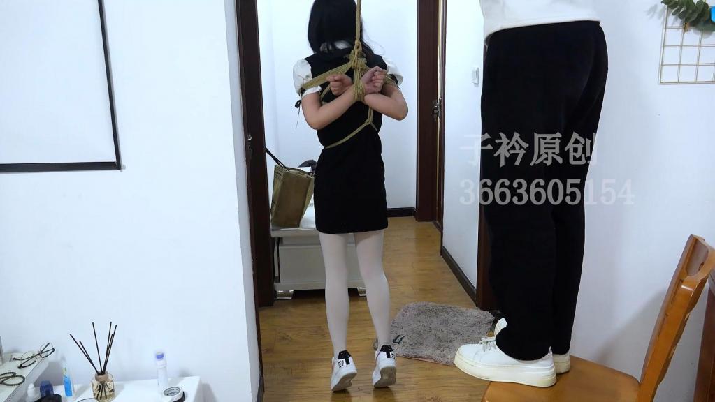 【子衿原创】0528 糖糖 后高手踮脚吊 口枷口水 百度下载解压密码：zjsy,子衿工作室向全国绳艺爱好者提供：体验捆绑绳模服务、绳艺作品销售、作品定制、视频网调、原味等，另外本店招募绳模，。<br>订拍请联系QQ：3663605154 微信：happiiny