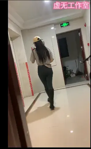 迷迷糊糊 虚无工作室。妹妹回家喝掉了被人偷偷加了不可描述东西的水。之后变开始神神叨叨的，甚至情绪，态度都发生了极大地变化。原3671350010