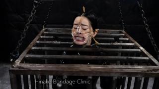 Stupid Fucking Latex Bitch Gets Locked in a Cage andFace Stretched Out form：ninako bondage clinic <br>Stupid Fucking Latex BItch Gets Loked in a Cage and Has Her Dumb Face Strertched Out by Facehugger