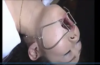 调教网袜女白领 调教网袜女白领<br>不错的sm作品，希望大家喜欢<br>解压密码 s12m