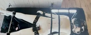 【後編】白ラバーSironの拘束電気快楽責め 【後編】白ラバーSironの拘束電気快楽責め<br>真空床乳胶榨精调教[X_X]<br>