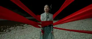石雪婧捆绑合集（所有6部合集） 石雪婧是我最喜欢的演员，长得非常漂亮，无奈一直不火，之前也没有同好传过，这个视频是我看了石雪婧拍摄的所有的电影和短剧后，从6部作品里截取出来的所有石雪婧的捆绑片段，并合并到一个视频，分享给大家。【备注：视频中部分片段为横屏播放】