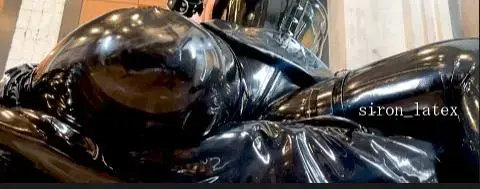 小悪魔黒猫ちゃんの電マオナニー 小悪魔黒猫ちゃんの電マオナニー<br>胶衣[X_X]棒紫薇，娇喘声连连....<br>siron_latex (siron_latex)
