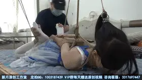 【新月原创】【琳媚】可爱白丝LOLITA 自己封嘴蒙眼 分腿驷马直臂床上面 吊起来欺负 【新月工作室】定拍交流QQ：1003187439 备用2936094312<br>【出原味妹子】3317697447 小洛（红豆）2389316626 玉箫 2019384890 佳怡 3663888944琳媚<br>约绑攻略有售直接滴QQ：3317697447！！！本工作室正式启动会员优惠折扣方案，请有兴趣的同好加客服Q：3104988182详询<br>可爱白丝LOLITA 自己封嘴蒙眼 分腿驷马直臂床上面 吊起来欺负