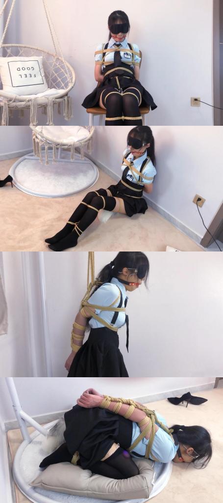 【嗷大喵】-《路崽日记》-第五集-学院风制服+日式紧缚+胸缚+股绳+多节并腿缚+放置挣扎+（双td+口球+尾巴）三栋塞满+超紧欧式直臂紧缚+分腿蟹缚直臂吊起+跪缚+趴着露出尾巴等等 【嗷大喵】-《路崽日记》-第五集-学院风制服 日式紧缚 胸缚 股绳 多节并腿缚 放置挣扎 （双td 口球 尾巴）三栋塞满 超紧欧式直臂紧缚 分腿蟹缚直臂吊起 跪缚 趴着露出尾巴等等<br>解压密码：aodamiao，双重密码均是这个！<br>个别用户压缩包无法解压请下载：360压缩 软件进行解压，因为我是用360压缩软件进行生成的压缩包，此软件百分百解压！<br>出镜：路崽子<br>公告：Q：3163282696定拍咨询，接知名动漫游戏cos定拍，长期招募女绳模，无事勿加加了也不会通过，加好友备注来意，定拍只接绳艺捆绑＋轻调教，不接大尺度，ZX，金属，重口一类的！<br>有兴趣的朋友也可以提供服装以便于视频拍摄