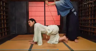 捆绑性感美女 捆绑性感美女<br>不错的绳艺短片，希望大家喜欢<br>解压密码 s12m