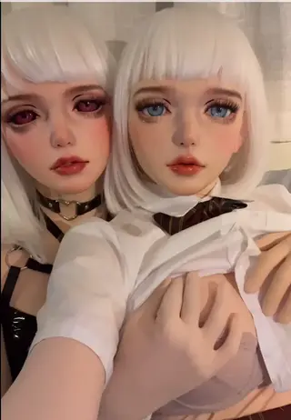 動画 画像 柚希雙子的百合之夜！ 一直很好奇被自己玩弄的感覺是什麼樣子呢?<br>被截然不同的自己進入身體的感覺又是甚麼樣子呢?<br><br>----------------------<br>總算成功達成雙影出鏡的成就了！<br>農曆新年要到了，先在這祝福大家年假快樂囉！<br>原作者 柚希yuzuki