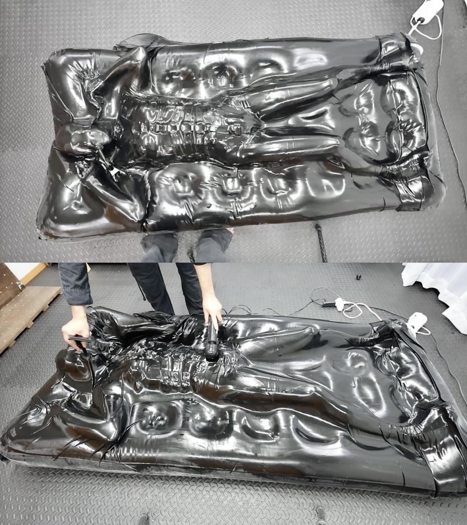 10分〜【[X_X]デンマ責め】complete plan 被坏主人封装进气垫真空床里抽干空气，用嗡嗡棒强高折磨，快糕潮的时候再堵住呼吸管窒熄play。<br>呜呜呜大脑一片空白！全身都在抽搐，太爽啦！要飞升惹！<br><br>搬运自——SM、ヒトイヌ、ボンテージ、拘束 (Lemon)<br><br>(视频内容！仅供娱乐！危险行为！切勿效仿！)