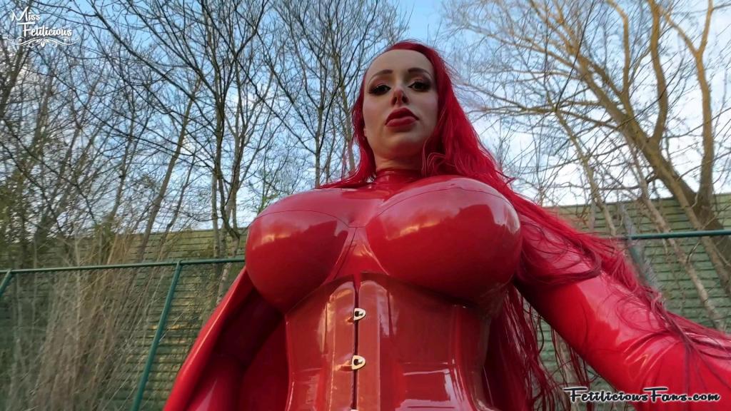 Latex Super Hero 乳胶超级英雄Fetilicious小姐已准备好打击犯罪！ 我穿着我的红色乳胶大胸紧身连衣裤、束身衣、披肩、手套和红色靴子。 紧身胸衣 角色扮演 公共场所乳胶