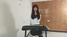 【中二病】新模特北北展示，168，48kg。体验镣铐拘束跑步机。北北因为跟我不是一个地方的，应该23号左右就要走了。在这期间定拍享有7折优惠。感谢支持。 北北因为跟我不是一个地方的，应该23号左右就要走了。在这期间定拍享有7折优惠。感谢支持。<br>1.关于解压：解压之后是一个后缀名.m的文件，改成.mp4即可正常播放，但是一定要先下载，然后使用其他管理软件解压，不要使用百度云APP解压，否则会被百度云封掉。<br>2.定拍，约拍，模特应聘，请加Q3769321898 。海外用户请联系邮箱：3769321898@qq.com<br>3.关于盗版这块，确实盗版价格低很多，所以也不奢求大家总是能支持，只希望能在力所能及的时候支持一下。毕竟开发新的模特，让模特妹妹愿意接受更多玩法都是需要经济上的支撑，感谢支持。<br>解压密码：zeb
