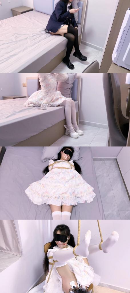 【嗷大喵】-《少女情劫》-首次尝试拍剧情片+jk妹出门丢垃圾被坏人潜入家里+姐妹约逛街换衣服后被绑架+昏迷中梦魇自己被绑架+醒来真的被日式紧缚+胸缚+胶布封嘴+口球+遥控TD+鞭打哭+分腿吊缚等等 【嗷大喵】-《少女情劫》-首次尝试拍剧情片 jk妹出门丢垃圾被坏人潜入家里 姐妹约逛街换衣服后被绑架 昏迷中梦魇自己被绑架 醒来真的被日式紧缚 胸缚 胶布封嘴 口球 遥控TD 鞭打哭 分腿吊缚等等<br>妖狐吧是3G高清版，网盘是4G蓝光清晰版！<br>大概剧情如下：jk妹妹玩了会手机起身出门去丢垃圾，门没关好，被坏人潜入家里翻箱倒柜，并潜伏在家中等待妹子回来，十几分钟后妹子回来没发现坏人，直接坐床头玩手机了，一会闺蜜来电话让一起去逛街，妹子说换个衣服就来，换好衣服后粗略的收拾一下床铺，这时坏人上前趁机把妹子捂晕了，捂的时候刚好闺蜜也打电话来催促了，弄晕后丢床上，顺手把手机关机了，昏迷中梦到自己被绑架玩弄，实际上现实中也一直在挣扎，猛然惊醒后发现自己真的被捆绑住了，一番对话后把妹子分腿吊缚固定在椅子上，贴满电击，外边黏上遥控TD固定住，并开启，之后再抽打，打哭一把鼻涕一把泪的，然后放置到结束！<br>解压密码：aodamiao，双重密码均是这个！<br>个别用户压缩包无法解压请下载：360压缩 软件进行解压，因为我是用360压缩软件进行生成的压缩包，此软件百分百解压！<br>出镜：路崽子<br>公告：Q：3163282696定拍咨询，接知名动漫游戏cos定拍，（支持4k画质定拍，版权买断，独享，小剧情定拍等）长期招募女绳模，不接伪娘谢谢！无事勿加加了也不会通过，加好友备注来意！定拍只接绳艺捆绑＋轻调教，不接大尺度，违规露点露出，色情内容，致息，金属，重口一类的！<br>有兴趣的朋友也可以提供服装以便于视频拍摄
