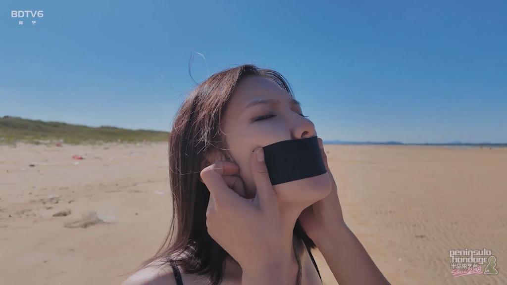 【半岛束艺台】【昭月】YT2562 夏天这么冷，穿上皮裤去海边 ◀夏天太冷了，去海边必须穿皮裤。<br><br>㊙【解压密码】peninsula2018,修改后缀名mp4,勿在线解压和观看<br><br>➡【半岛束艺台】不做精品只做生活，用镜头记录真实绳艺，纯净捆绑，健康游戏！为每一个热爱捆绑的朋友展示最纯粹的绳艺，为每一个顾客用心打造属于您的专属作品。<br>✅主页:https://linzijun.app/@BDTV<br>✅微信:peninsulastudio<br>✅QQ:2245148409<br>✅推:@PENINSULABDTV6<br>✅官方用绳:https://sm3guoji.taobao.com/<br>业务咨询秒回，闲聊看心情，色情勿扰。