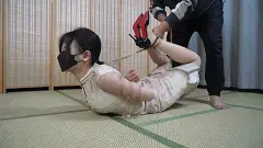 象人约拍-小0-肉丝旗袍细高跟，鞋跟顶头极限驷马，五花版！ 鞋跟顶头的绝版驷马！<br>最后尝试有吊绳辅助，能保持多久直立驷马状态！<br>——————————————————————————————————————————————<br>因为百度云经常和谐，所以尝试双层解压，<br>解压密码：xiangren123 第一次解压文件后缀改为zip，<br>原密码再次解压以后，把后缀改成mp4 即可观看<br>切勿在百度云中直接观看，容易被和谐!!!!!<br>线上定拍线下约拍。<br>QQ：192370054（注明来意）