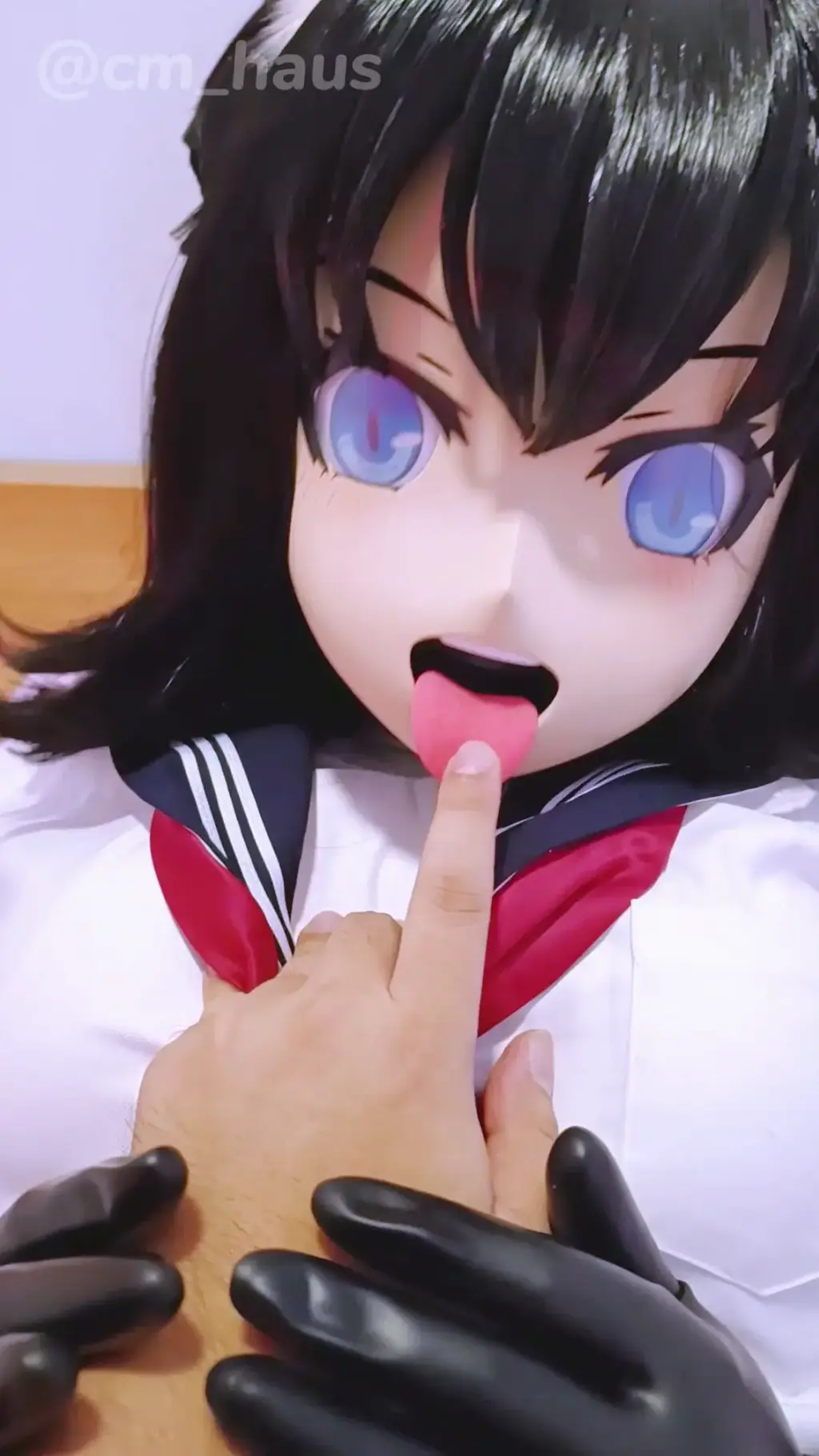 【cmhaus原创】乳胶kigurumi娃娃 来玩个肉感十足的乳胶娃娃，水手服里面还穿个泳衣。娃娃不只具备了贞操锁，解放后可以得到一个乳胶鸡鸡，后面还藏了个[X_X]。