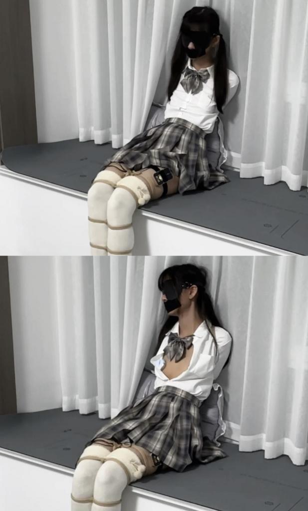 【恋鱼日记】小鱼回国第一次调教 直臂驷马乳夹震动 拍子sp最后再强高 这是小鱼第一次来中国 好像还不是很适应这里的天气和环境 一直在哼哼叫 <br>给她绑了个直臂然后驷马sp 疼的嗷嗷叫了 再给她试试新玩具小贝壳乳夹 震动很强 rt一直被刺激着 身体不停扭动<br>最后还是用这个小玩具刺激[X_X]强高 最后玩的气喘吁吁的 挣扎的都没力气了
