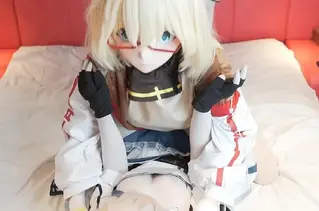 033 男の娘コスプレの着ぐるみさん⑥ 033 男の娘コスプレの着ぐるみさん⑥<br>男の娘コスプレの着ぐるみさんが別の２人の着ぐるみさんといろいろします。<br>Shitake 着ぐるみ資料館 R18 (Shitake)