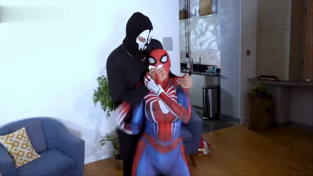 V.V.#136 -Spider-Warrior: Unmasked Sienna Scarlett is “Spider-Warrior”!mighty Heroine~~~~~~~~~~~
