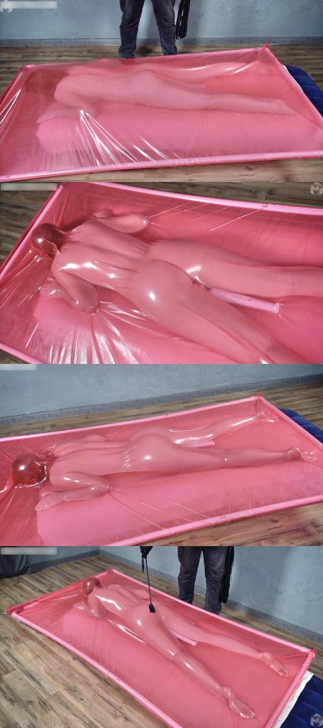 Flogging in a pink vacuum bed with vibro 小姐姐裸趴进乳胶真空床，裆部固定快乐棒后抽干空气。<br>一边享受强高快乐，一边被主人用皮鞭打皮股。<br>爽的扭动着屁股抽搐浪叫。<br><br><span style='color:#b0b0b0;'>[隐藏文字，购买后可见]</span>