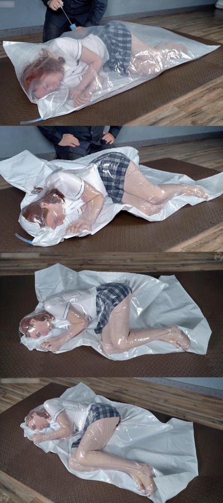A schoolgirl in a vacuum bag and a hand pump 校服美被塞进真空床，随着真空床被抽干，空气越来越少，面对窒熄，只能苦苦蠕动。<br><br><span style='color:#b0b0b0;'>[隐藏文字，购买后可见]</span>