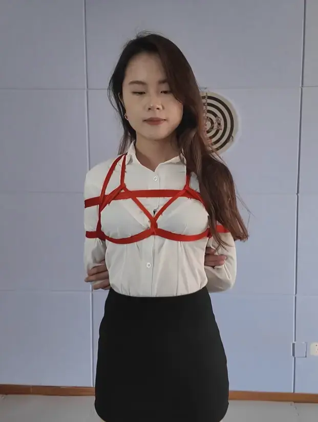 乐悦日式胸缚绳艺教学 一绳所爱绳艺教学系列~日式胸缚教学视频，详细讲解，一看就会。视频解压密码：666888 。<br>一绳所爱绳艺体验店面向全国爱好者开放，本店提供绳艺捆绑模特服务、体验女绳师捆绑服务、变装绳艺体验、绳艺婚纱照摄影、体验长时间囚禁服务、绳艺教学培训、绳艺交流会、绳艺逃脱挑战赛、场地出租、专业麻绳销售，原创绳艺扑克销售、原创视频套图销售、作品私人定制、模特原味丝袜出售等，另外本店招募同好合作伙伴。微信：351552501初心