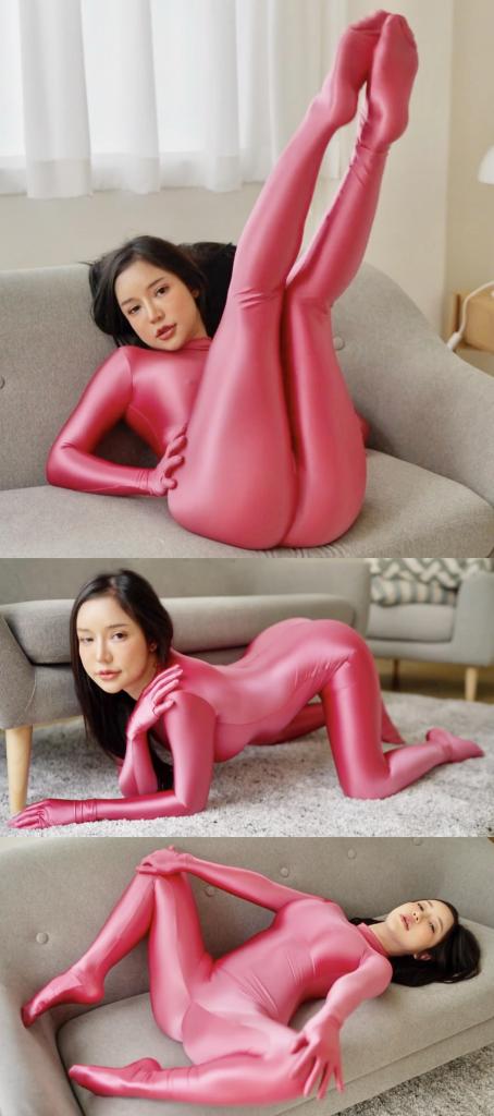 2024-06-29 Thapani in Rose Satin Spandex Catsuit 又攒了半年的Hiro Gato系列，让大家久等了，这几天集中更一下。<br>期间会刷屏，给大家造成的不便请谅解。<br><br>宝藏写真系列，专拍 zentai   体操服   丝袜。<br>衣服材质棒，拍摄的手法干净清爽，出镜的女孩们都超级赞。<br>赏心悦目的同时，又可以当成L管神片来用。<br>整个系列很具有收藏意义，欢迎大家挑喜欢的冲起。<br><br><br>说明：<br>这个系列的视频，是网站加密嵌入式的，搞起来费时费力。<br>每部固定两钻收个辛苦钱，基本上也就回个本。<br>还请大家多多理解，多多支持。