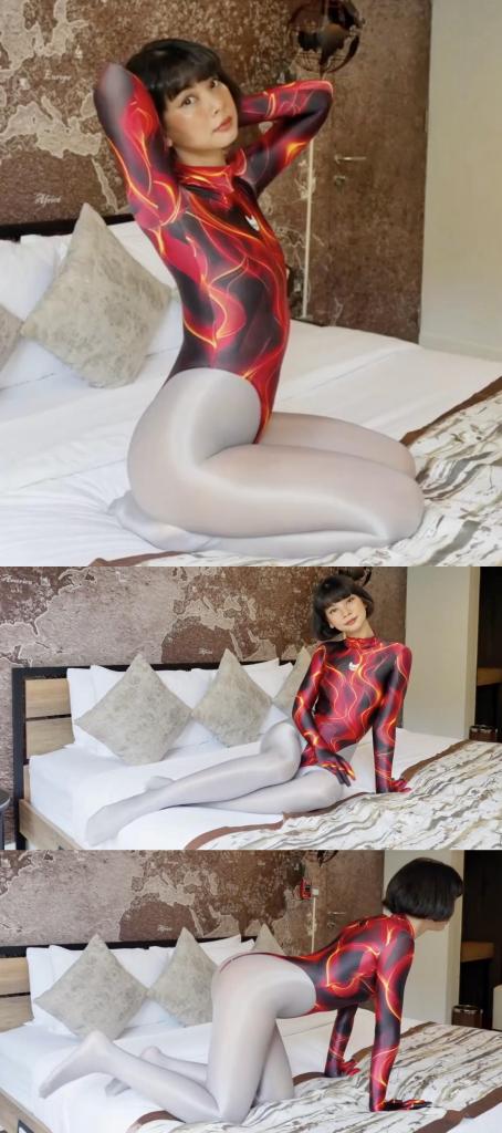2024-11-09 Rei in new Cybergeisha Leotard and Pantyhose 又攒了半年的Hiro Gato系列，让大家久等了，这几天集中更一下。<br>期间会刷屏，给大家造成的不便请谅解。<br><br>宝藏写真系列，专拍 zentai   体操服   丝袜。<br>衣服材质棒，拍摄的手法干净清爽，出镜的女孩们都超级赞。<br>赏心悦目的同时，又可以当成L管神片来用。<br>整个系列很具有收藏意义，欢迎大家挑喜欢的冲起。<br><br><br>说明：<br>这个系列的视频，是网站加密嵌入式的，搞起来费时费力。<br>每部固定两钻收个辛苦钱，基本上也就回个本。<br>还请大家多多理解，多多支持。