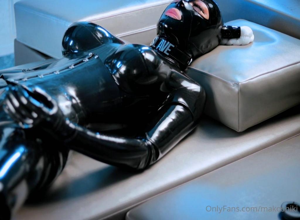Rubber Masturbation makoshiki  (29 12月, 2021)<br>出自:makoshiki<br>伪娘 伪娘 伪娘<br>New Video!<br>Rubber Masturbation