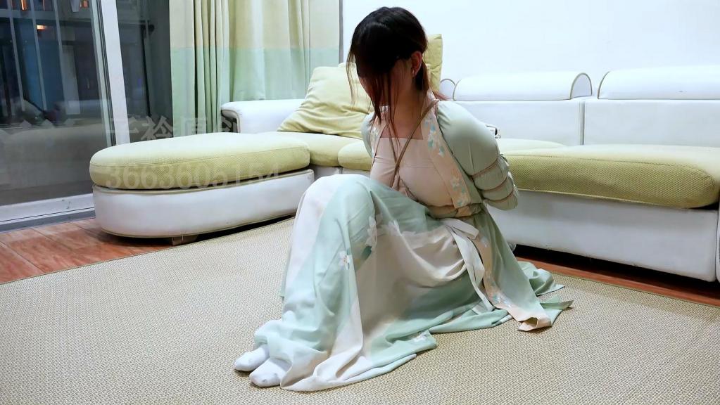 【子衿原创】201-10 新模试镜 汉服五花 完美身材 口球口水 百度下载解压密码：zjsy,子衿工作室向全国绳艺爱好者提供：体验捆绑绳模服务、绳艺作品销售、作品定制、视频网调、原味等，另外本店招募绳模，。<br>订拍请联系QQ：3663605154 微信：happiiny