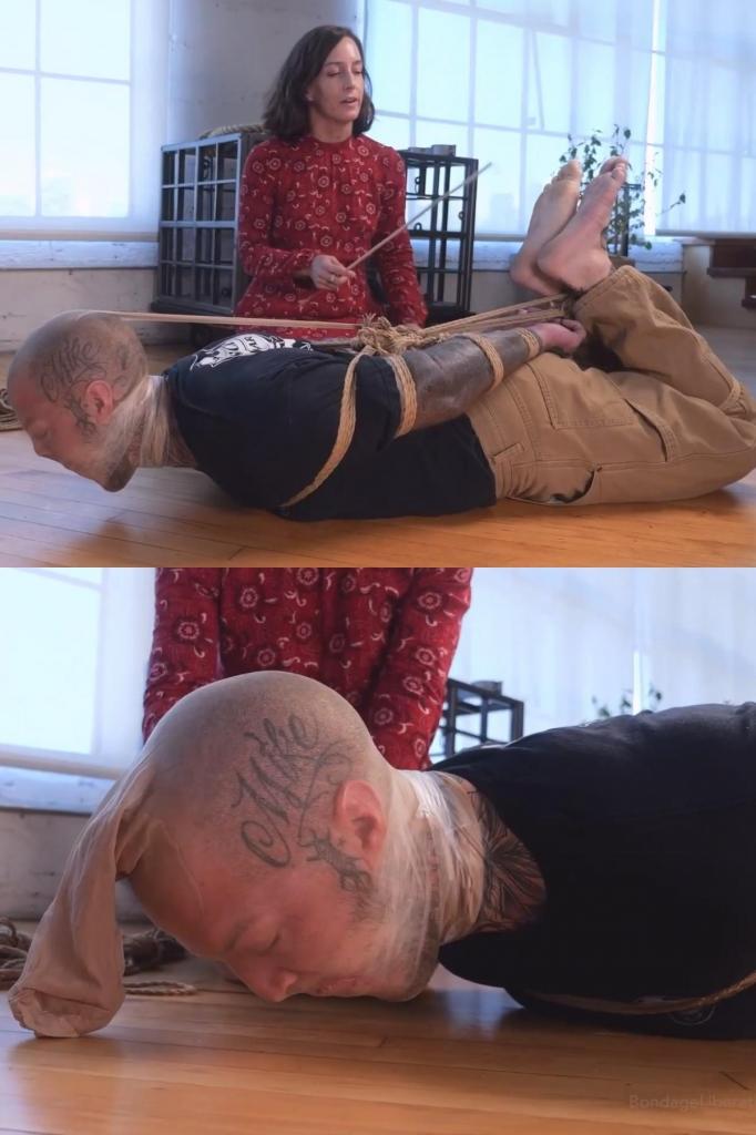 An Excruciating Hogtie - Heavy and Elise Graves - Elise returns home after a long day to her tightly An Excruciating Hogtie - Heavy and Elise Graves - Elise returns home after a long day to her tightly-bound foot-licking bondage slut值得庆幸的是，我的宠物还在我离开时所在的地方，因为我把它的眼睛蒙住了，嘴被堵住了，还把它绑成了虫子状。Thankfully my pet is right where I left them, due to my having left them blindfolded, gagged, and tied in a worm position. 
