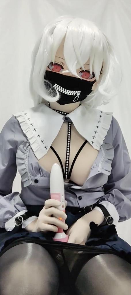 kigurumi-人形のプライベートゲーム-2 油量黑丝kig娃娃，隔着黑丝自摸上头，随后半脱黑丝，用快乐棒狠狠强高自嗨，爽的直抽搐。<br><br><span style='color:#b0b0b0;'>[隐藏文字，购买后可见]</span>