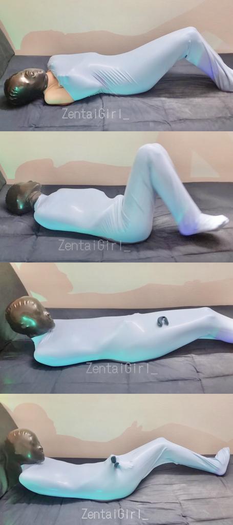 Vacuumsack Struggles~ 女孩戴着微孔乳胶头套，钻进超紧乳胶睡袋里，紧致的包裹感瞬间让她上头，开始在里面蠕动发骚。<br>饥渴难耐的时候，天降一颗眺蛋落在了乳胶睡袋上，她连忙隔着乳胶睡袋艰难的把它抓起顶向裆部。<br>麻麻酥酥的块感十分的舒服，然而隔着有弹性的乳胶睡袋实在太难抓牢眺蛋，她便翻身将眺蛋压在身下，饥渴的蠕动着。<br>结果一个不小心，将眺蛋蠕动跑了，裆部麻酥的快乐戛然而止，太草蛋了<br>她急了她急了，什么都顾不上了，裆部太需要满足了。<br>对了！还有手！手不是还在乳胶睡袋里么！<br>她急忙用手在乳胶睡袋里狂抠自己的小B，一边抠一边抓揉着自己的乃<br>呼呼，微孔的乳胶头套带来的窒熄感好强烈，呼呼，要糕潮了！简直要爽死了呢！<br><br><span style='color:#b0b0b0;'>[隐藏文字，购买后可见]</span>