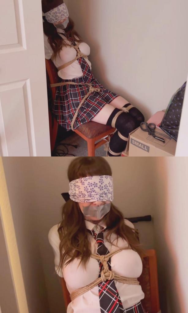 I Was Bad in Knottydevil's Class Part 2 Knottydevil 把我绑在衣柜里闷着，然后又进来戏弄我。他真是个严​​格的老师！Knottydevil let me simmer in the closet while tied up and then came in to tease me some more. He is such a strict teacher!