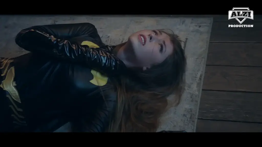 Bat G Season 3 Episode 11 Alternate Ending Superheroine Bat G, defeated by her enemy <span style='color:#b0b0b0;'>[隐藏文字，购买后可见]</span>