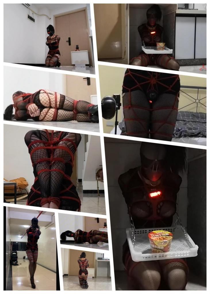 ♥♥♥CD伪娘小诡的自缚126 打钱啊~红烧牛肉面~ ♥♥♥ 给大家拜个晚年了<br>小诡这段时间夜夜笙歌<br>完全忘记了拍视频<br>好不容易玩一次<br>尝试了上次失败的尝试<br>也就是在直臂自缚的基础上再加一根绳子固定<br>小诡说如果是有人绑这很容易<br>但自缚的话无论体力还是耐力都hold不住<br>毕竟还要保存解开的体力<br>争取以后能坚持的更久<br>另外<br>红烧牛肉面是不是应该打点广告费啊喂~<br>百度盘用户下载解压后，修改后缀名.MP4