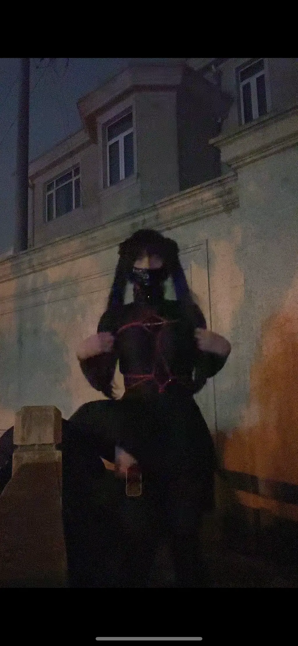 CD阿美龟甲自缚露出小游戏被发现快跑 好久不见 最近因为个人原因没有来玩 但喜欢拘束露出了，自己一个人害怕极了。<br>刚好解锁 拿了手机就快跑<span style='color:#b0b0b0;'>[隐藏文字，购买后可见]</span>，之后能玩的时间也挺少，对不起朋友们