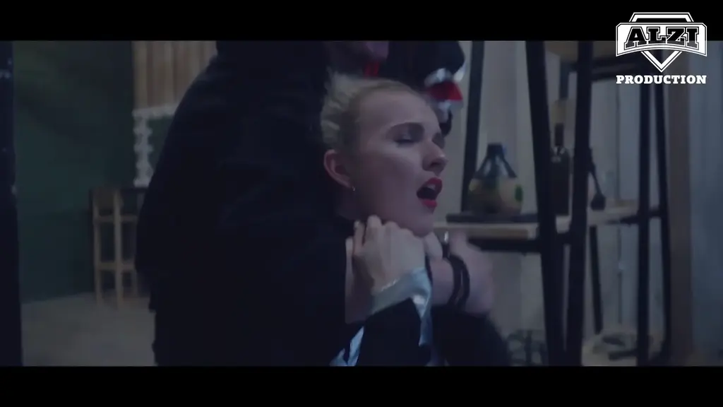 Dark Supergirl Episode 3 Alternate Ending Dark Supergirl defeated by her enemies <span style='color:#b0b0b0;'>[隐藏文字，购买后可见]</span>