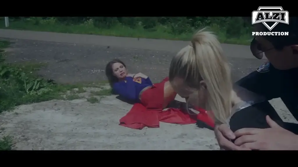 Dark Supergirl Episode 4 Alternate Ending Dark Supergirl defeated by her enemies <span style='color:#b0b0b0;'>[隐藏文字，购买后可见]</span>