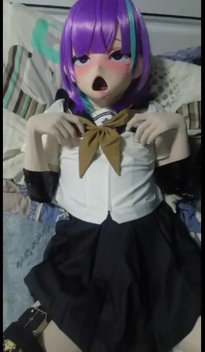 【kigurumi】伪娘被进攻！ 伪娘kiger在郊狼电击 震动的双重折磨下，无法忍耐！