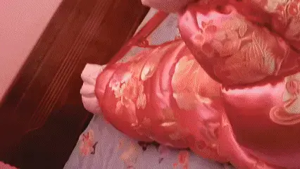 体验棉被包裹闷的不行了 本主喜欢棉被包裹..欢迎定拍.体验......