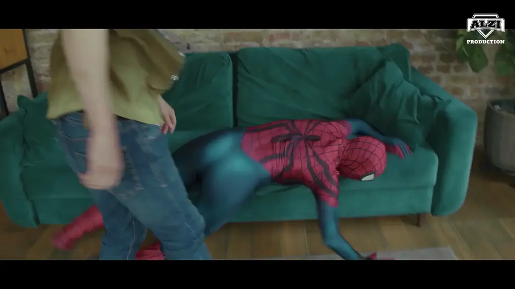 Spider G S3 Episode 8 Alternate Ending Superheroine Spider G, defeated and unmasked by her enemy <span style='color:#b0b0b0;'>[隐藏文字，购买后可见]</span>