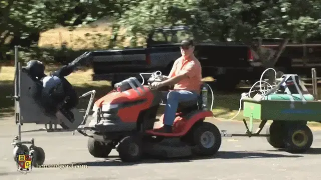 Redneck Fucking Machine 【家具houseofgord】TAG：户外移动炮寄、头套、连体紧身衣。At 17 feet long, and 23 horse power, this has to be the longest and most powerful fucking machine on the planet. Without doubt it is the only one with Cruise Control.