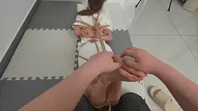 【中二病】足控福利，美足小女生的驷马TK。超嫩。足控不可错过 【中二病】足控福利，美足小女生的驷马TK。超嫩。足控不可错过1.关于解压：解压两次，第一次解压之后应该是一个后缀名.7z的文件，再解压之后改成.mp4即可，但是一定要先下载，然后使用其他管理软件解压，不要使用百度云APP解压，否则会被百度云封掉。<br>2.私人定制，请加Q3769321898 。海外用户请联系邮箱：3769321898@qq.com<br>3.可以关注我的推特：@ljcshufu 偶尔会有福利以及一些模特的露脸视频，肯定都是大美女啦。只是出于安全考虑确实不合适在公开的视频中露脸，不过试镜时候还是会有露脸的给客户看看情况避免照骗。<br>4.关于促销，只会在发布时候促销，请放心购买<br>5.解压密码：zeb<br>6.最后求求点个关注。求关注，求关注，求关注。重要的事情要超大声说三遍。哈哈，兄弟们点个关注，有什么想法多多回复会采纳滴。