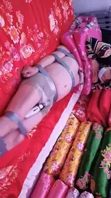 买来的网宠 女主从网上买了个奴回来...奴会受到女主怎样的宠幸呢？敬请期待.....
