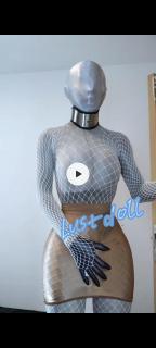 油光布多层套头(预览版) 大家好这里是lust 这次lust在最里面穿了油光布zentai 这丝滑的触感确实使lust欲罢不能 沉迷在丝滑的海洋 外面套了一层灰色连身丝袜 又套上了舍宾包臀裙 lust带上了欲桃面具在外面叠穿了三层丝袜套头最后带上油光布zentai的头套 带上了标志性的项圈 [X_X]感将lust包裹 雌根也是一直坚挺着 想要释放 希望大家喜欢~ 也欢迎大家关注x：@Dream_magicdoll