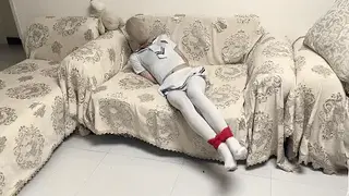 【糖糖工作室】糖糖被丝袜套头，后手+腿缚，在沙发上无力反抗（金币福利版） 本番简介：<br>【糖糖工作室】糖糖被丝袜套头，后手 腿缚，在沙发上无力反抗（金币福利版）<br><br>网盘解压密码：d024<br>网盘解压后文件后缀改成MP4格式<br>Twitter：@bangbangtang404<br>@TomYang67075229