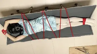 【糖糖工作室】糖糖睡醒后发现被绑在折叠床上，打开[X_X]蹂躏无尽挣扎+强糕+瘫软（金币福利版） 本番简介：<br>【糖糖工作室】糖糖睡醒后发现被绑在折叠床上，打开[X_X]蹂躏无尽挣扎 强糕 瘫软（金币福利版）<br>网盘解压密码：d024<br>网盘解压后文件后缀改成MP4格式<br>Twitter：@bangbangtang404<br>@TomYang67075229<br>