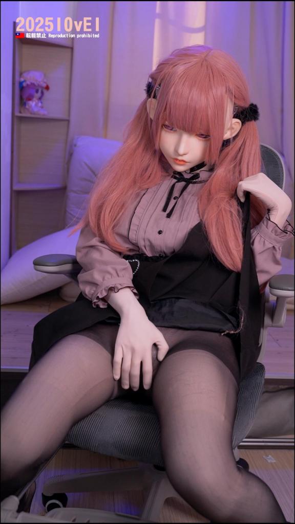 【202510-1】地雷系少女的小秘密/十月份着ぐるみ動画/kigurumi video ♥【無修正】 解壓縮:a0003<br>地雷系女子娃娃，似乎欲求不滿，自嗨嬌喘超級騷<br><br><br>「這一罐Monster是我今晚的愛情燃料♡」<br><br>「このモンスター缶、今夜の恋の燃料♡」<br><br><br><br> ♥ :;;;: ♥ :;;;: ♥ :;;;: ♥ :;;;: ♥ :;;;: ♥ :;;;: ♥ :;;;:<br><br>:  ロ​ーター插入<br><br> <br><br>  バイブ挿入オ◯ニー<br><br><br><br> 電マオ◯ニー<br><br><br><br> オ◯ニー(##き)<br><br><br><br>全部都是無修正版的呦~~<br><br> ♥ :;;;: ♥ :;;;: ♥ :;;;: ♥ :;;;: ♥ :;;;: ♥ :;;;: ♥ :;;;:<br><br> <br><br>※請勿擅自轉載我的照片＆影片<br><br>※投稿された写真、動画は全て転載禁止です。<br><br>※Please do not use my work without my consent