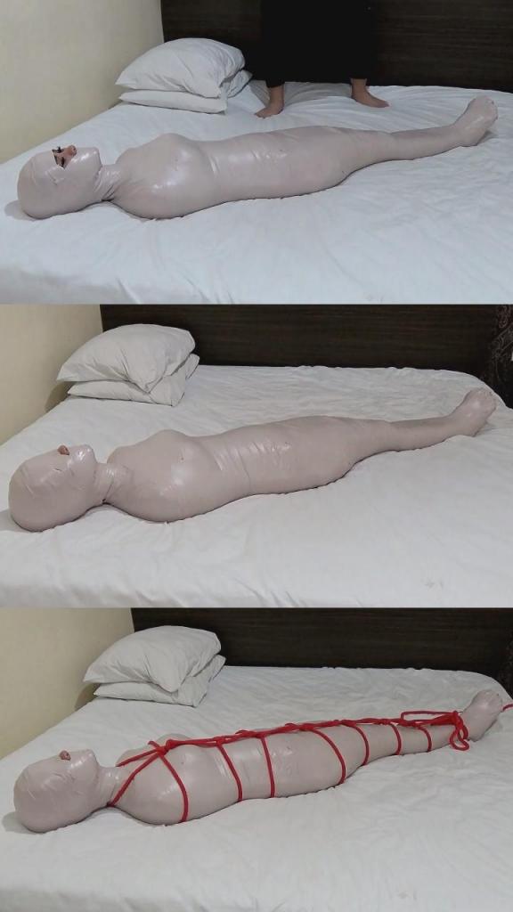 [POV] Main Scene Of RandyMummify RM124 A beautiful girl who works as a model tries to mummify in a hotel room for the first time. This girl is seen enjoying being a living mummy.