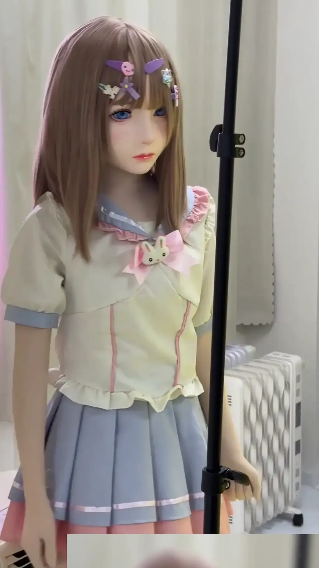 SALE【小鳥】きょう果２０【もし着ぐるみさんの握手会があったら・・・】 Kigurumi Photobook with 2 videos<br><br>Model: kotori<br>Including unmask(maskoff) contents<br>Such as....<br>-Hadatai with hair revealed<br>-Hadatai with hair covered<br>-Fullface kigurumi