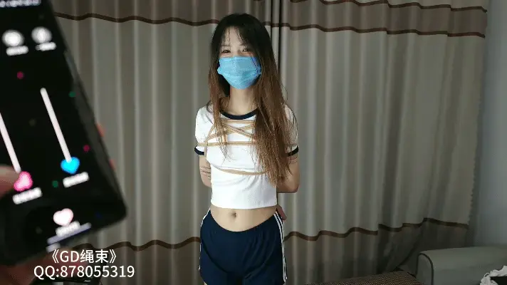 《GD绳束》模特桃桃 真空体操服 真空 揉胸 打屁股 强高 （提前双十一定拍活动 享优惠） 《GD绳束》模特桃桃 真空体操服 真空 揉胸 打屁股 强高 （提前双十一定拍活动 享优惠）<br>✅（提前双十一定拍活动 优惠）<br>✅所有的模特都是为真实M,只做真实调教。<br>✅定拍、原味、原味道具等其它业务咨询请加QQ表明来意。<br>✅定拍特惠 欢迎来咨询<br>✅有什么适合的衣服 也可以私信我。<br>✅另外，诚心高薪招聘模特，有诚意私聊详谈，希望同好提出宝贵的意见，我们会努力改正。<br>✅解压密码：GD123<br>✅加QQ前表明来意。<br>QQ:878055319<br>GD绳束备用QQ号:3175709365